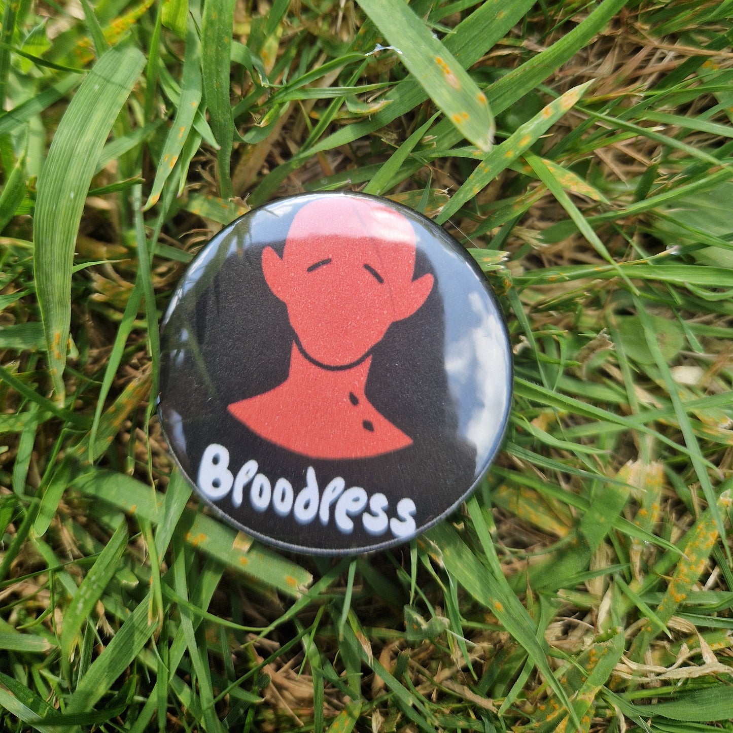 Elf Bloodless Pin Badge