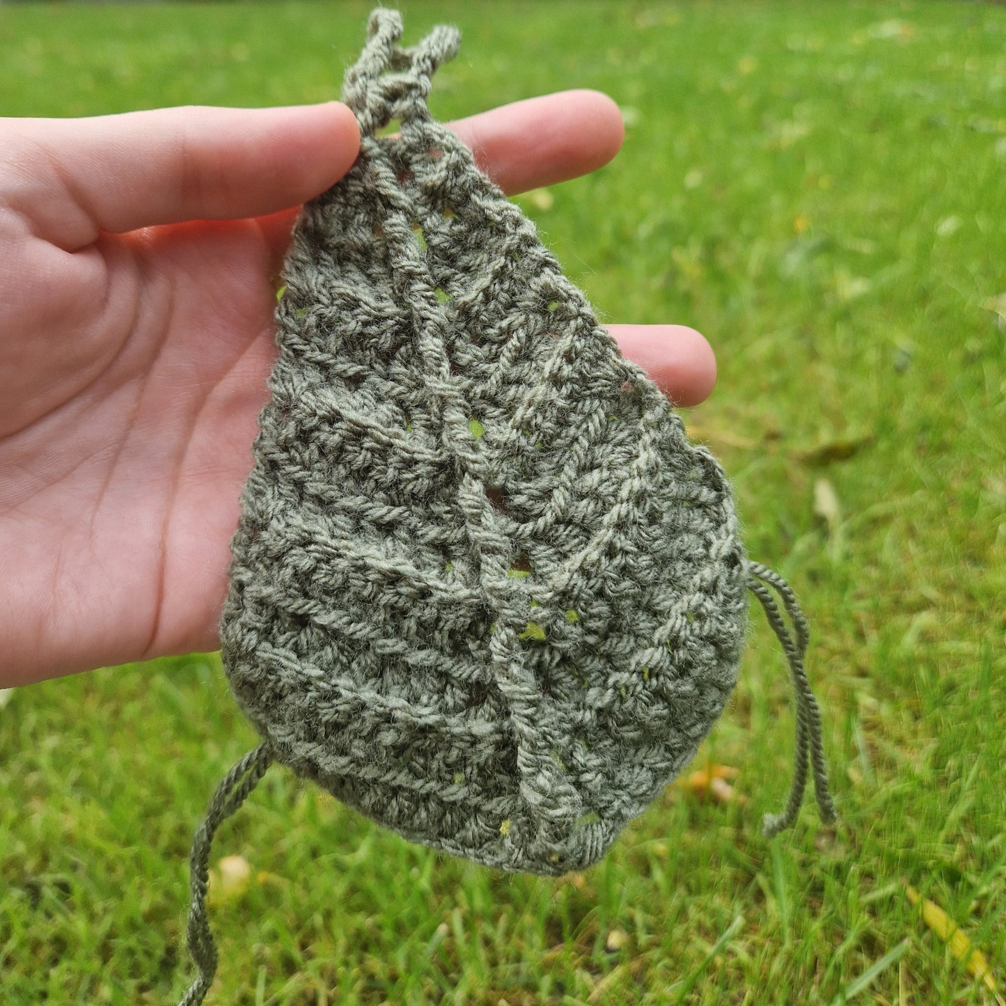 Crochet Leaf Shaped Lace Up Gauntlets PAIR