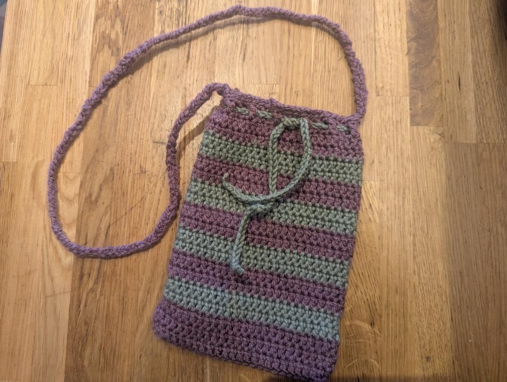 CROCHET PATTERN Small Beginner Friendly Festival Essentials Bag