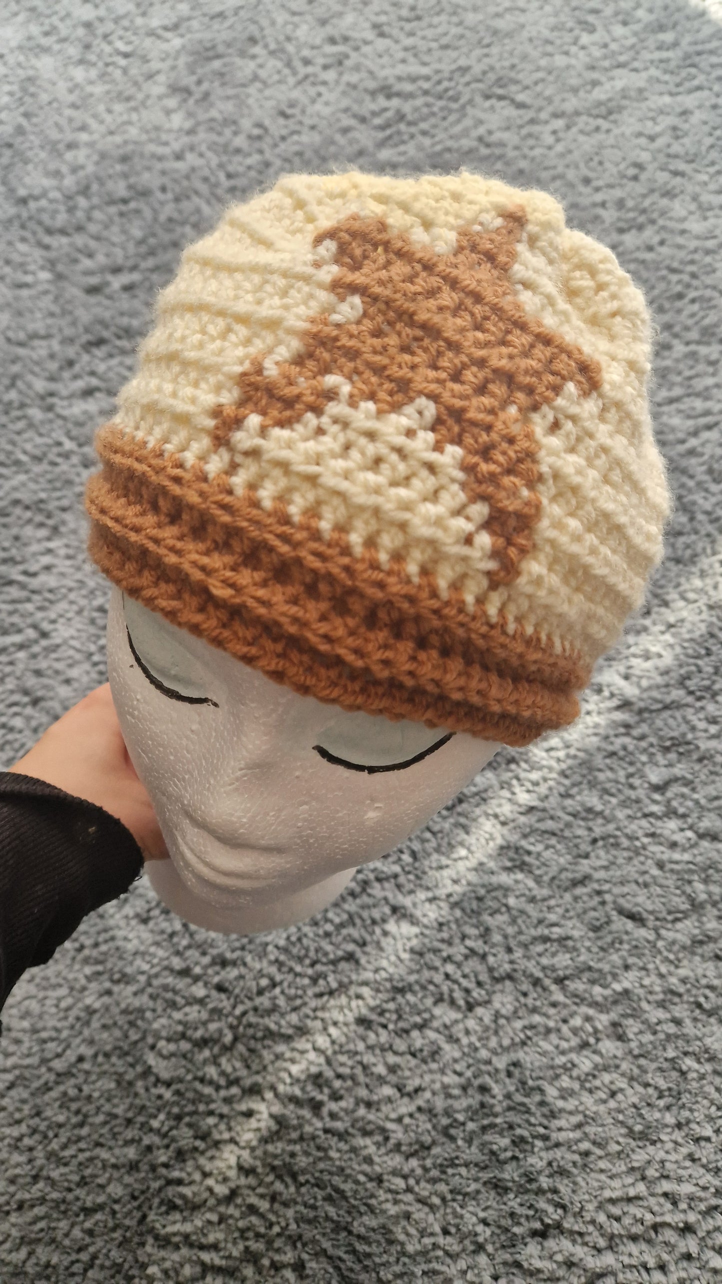Crochet Star Motif Beanie Brown x Beige