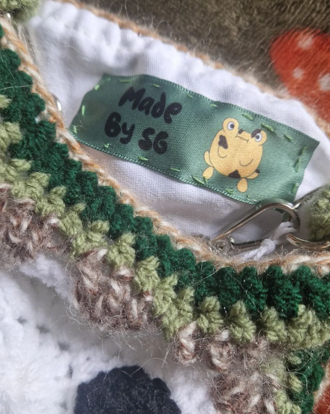 Crochet Skull Small Cross Body Bag With Removeable Chain Strap